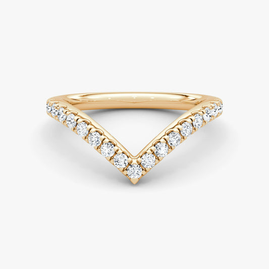 The Signature V Pavé Band Petite