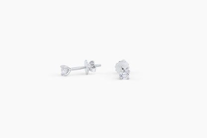 Solitaire Stud Earring